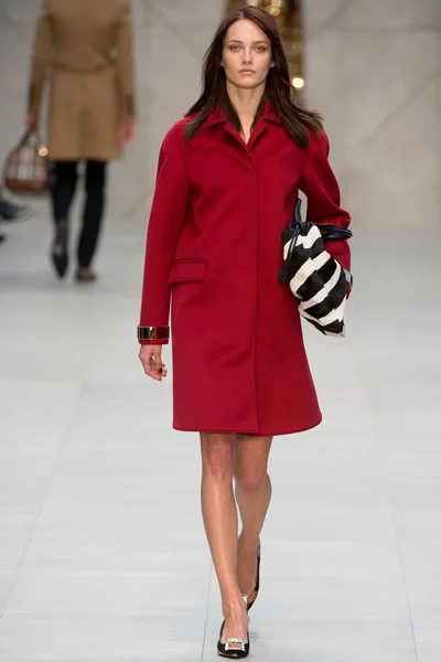 Look 24